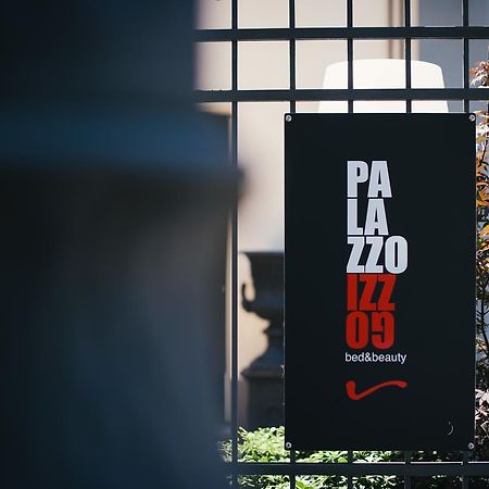 Palazzo Gozzi Bed&Beauty Panzió Parma Kültér fotó
