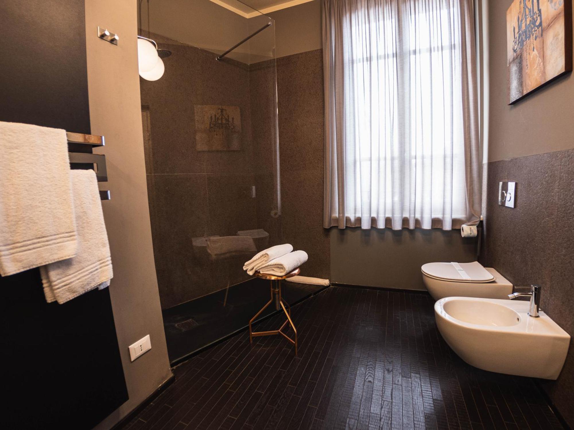 Palazzo Gozzi Bed&Beauty Panzió Parma Kültér fotó