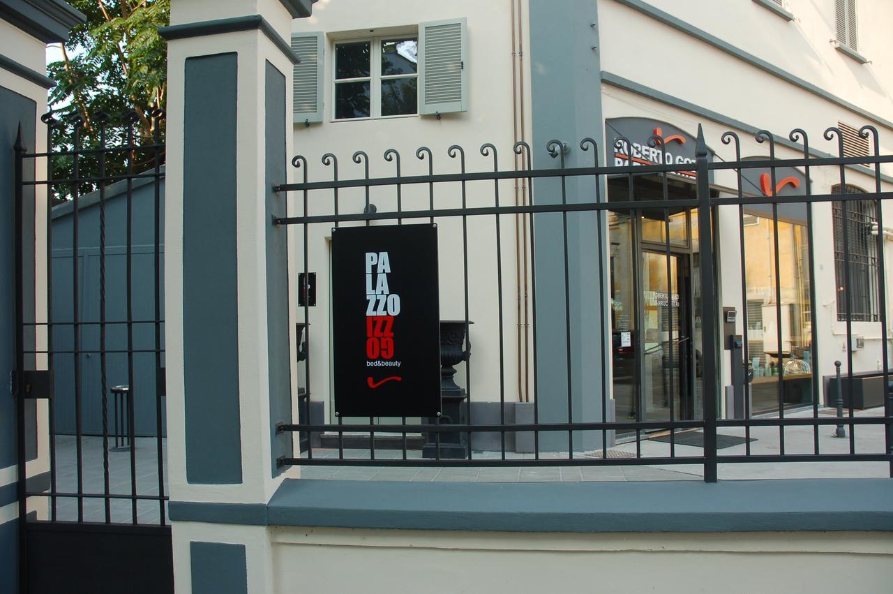 Palazzo Gozzi Bed&Beauty Panzió Parma Kültér fotó